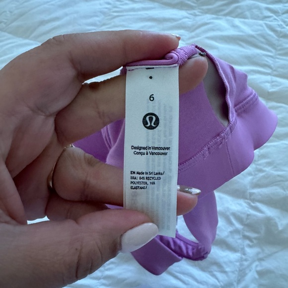 Lululemon Envital cross back bra Size 6 - Picture 4 of 4